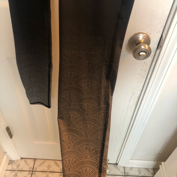 Hylete Gray Ombré Leggings - Picture 2 of 4